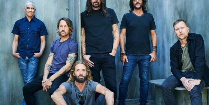 Foo Fighters lucra milhões com primeiro grande show pós-pandemia
